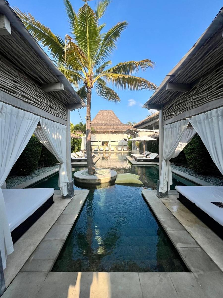 The pool courtyard at Rascals