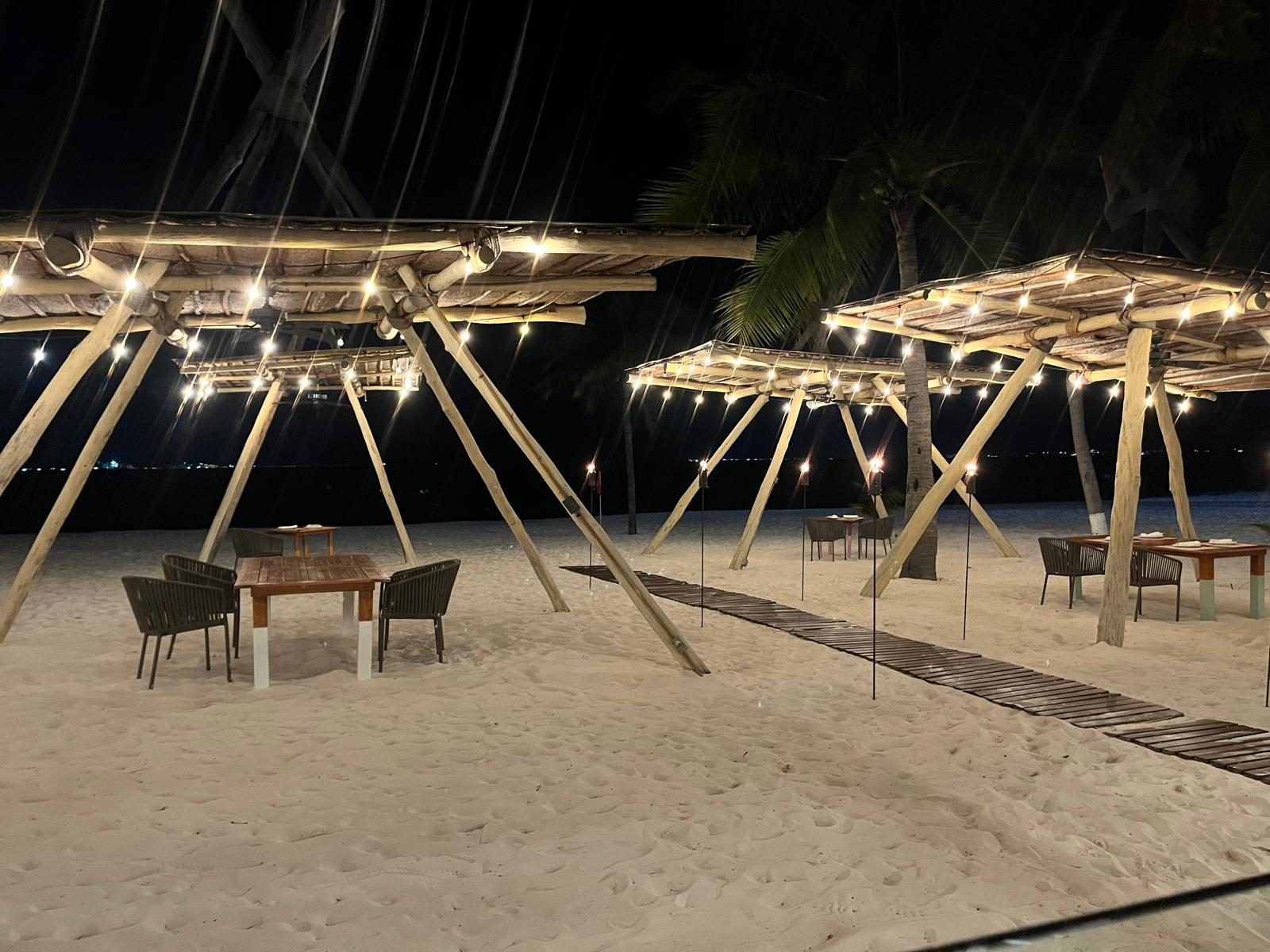 The beach restaurant at night